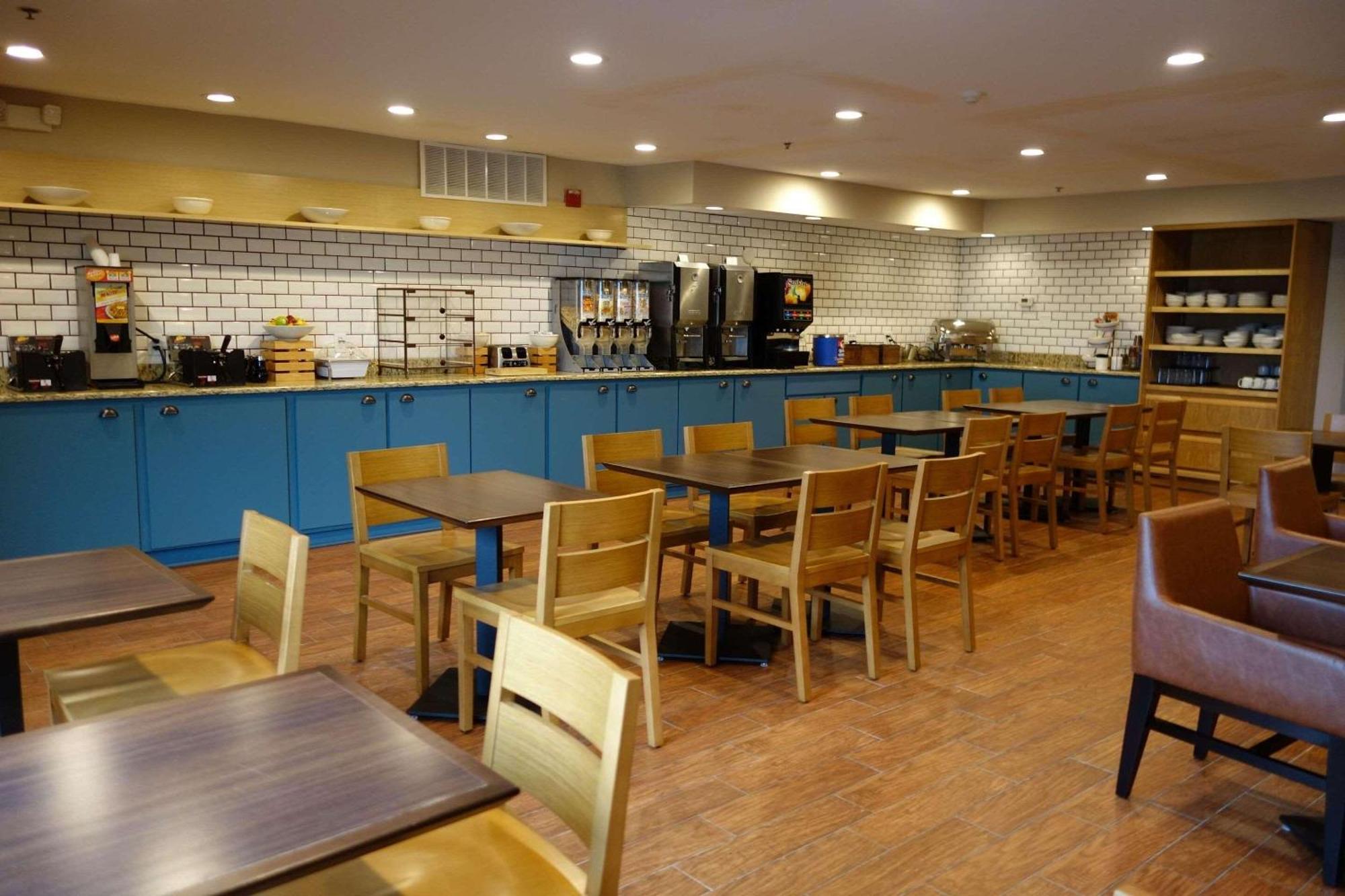 Country Inn & Suites By Radisson, Ames, Ia Esterno foto